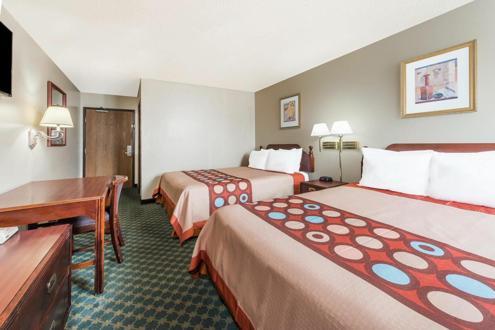 Super 8 By Wyndham Bridgeton/Arpt/St Louis Area Exterior foto